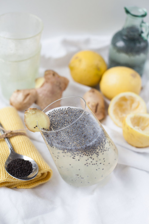 Bild für Ingwer-Zitronen-Drink mit Basilikumsamen
